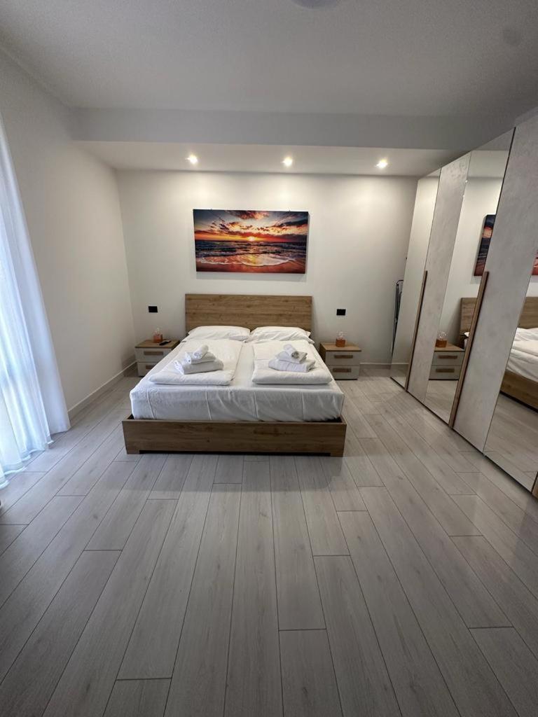 Cavour Apartment Center Bardolino Exterior photo